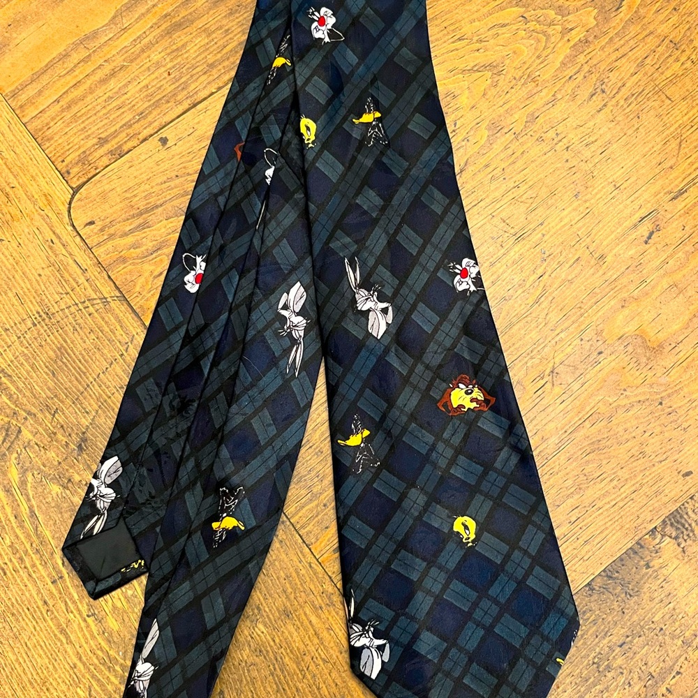 LOONEY TUNES TIE MADE IN USA VTG PLAID
